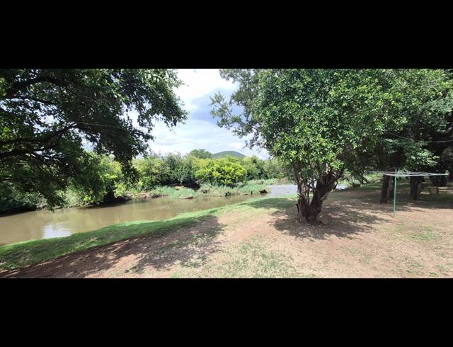 17.90HA FARM FOR SALE IN BRITS RURAL